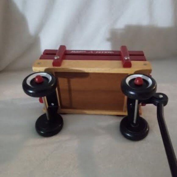 Two Little Red Wagons - Picture 4 of 8